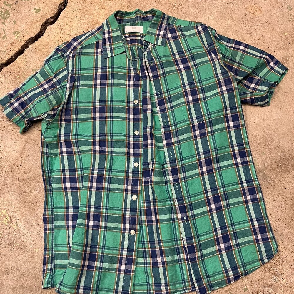 Short sleeve button up green plaid shirt, linen-cotton blend, Uniqlo